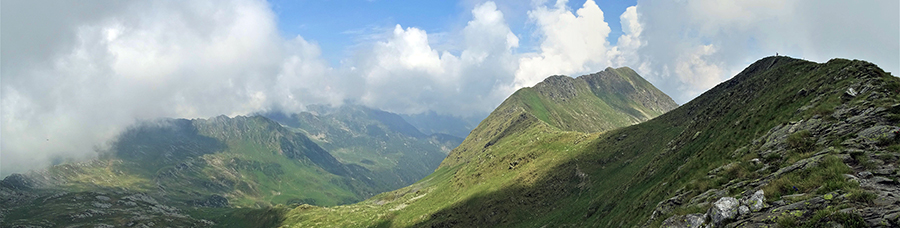 Vista panoramica salendo dal Passo a Cima di Lemma 